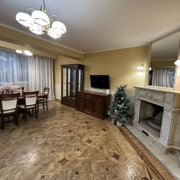 Продается Дом, 400 м²