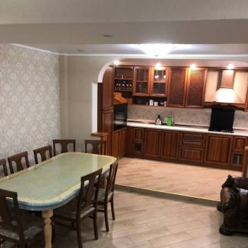 Продается Дом, 250 м²