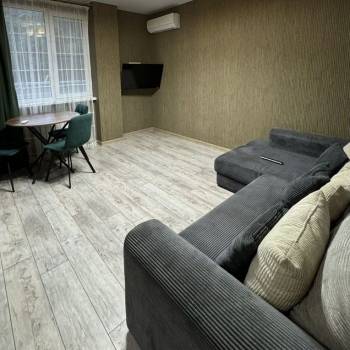 Сдается Многокомнатная квартира, 60 м²