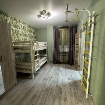 Сдается Многокомнатная квартира, 60 м²