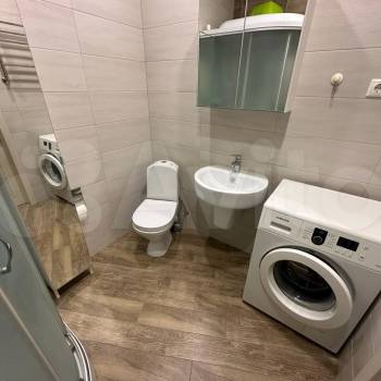 Сдается 1-комнатная квартира, 42 м²