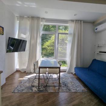 Сдается 1-комнатная квартира, 42 м²