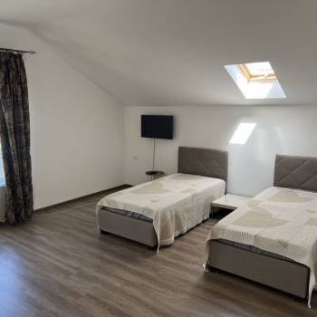 Сдается 2-х комнатная квартира, 70 м²