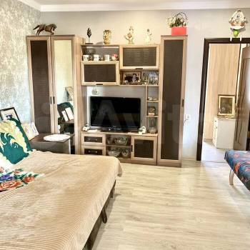 Сдается Многокомнатная квартира, 100 м²