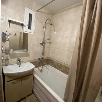 Сдается 2-х комнатная квартира, 63 м²