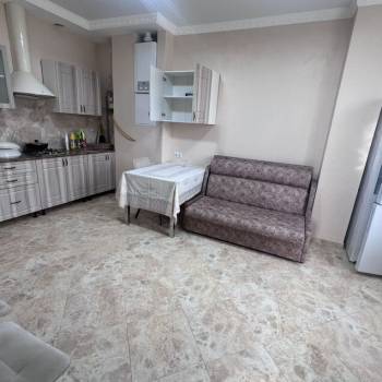 Сдается 2-х комнатная квартира, 65 м²