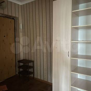 Продается 1-комнатная квартира, 42 м²