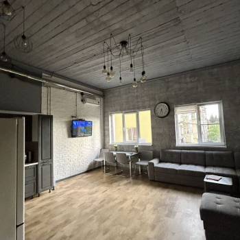 Сдается 1-комнатная квартира, 42 м²