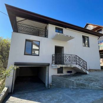 Продается Дом, 297 м²