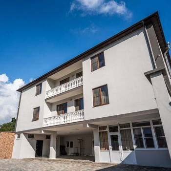 Продается Дом, 550 м²