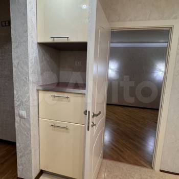 Продается 1-комнатная квартира, 48 м²