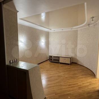 Продается 1-комнатная квартира, 48 м²