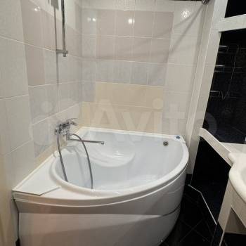 Продается 1-комнатная квартира, 48 м²