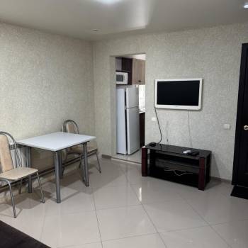 Сдается 2-х комнатная квартира, 30 м²