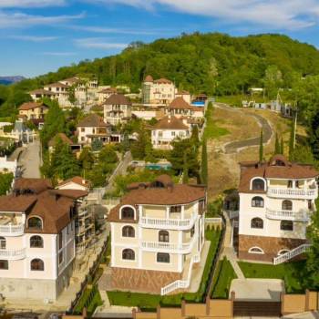 Продается Дом, 606 м²