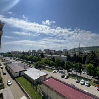 Сдается 1-комнатная квартира, 42 м²