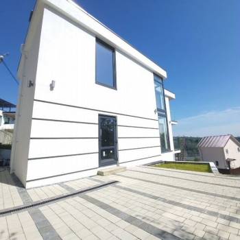 Продается Дом, 195 м²