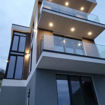 Продается Дом, 195 м²