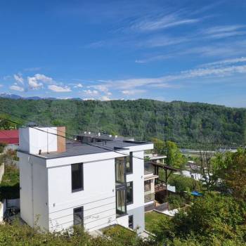 Продается Дом, 195 м²