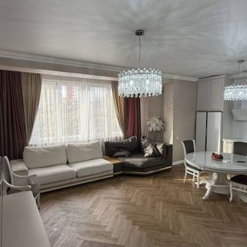 Продается Многокомнатная квартира, 120 м²