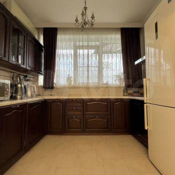 Сдается 2-х комнатная квартира, 76,7 м²