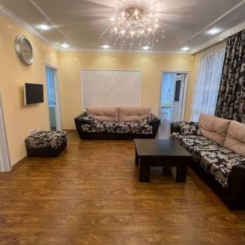 Сдается 1-комнатная квартира, 85 м²