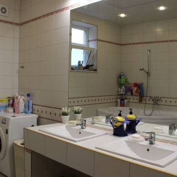 Продается Многокомнатная квартира, 138 м²