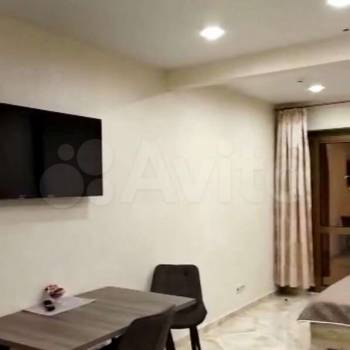 Сдается 1-комнатная квартира, 38 м²