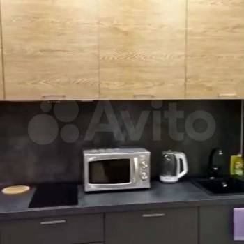 Сдается 1-комнатная квартира, 38 м²