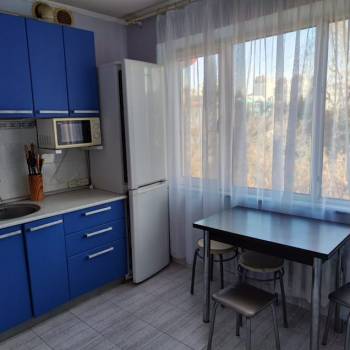 Сдается Многокомнатная квартира, 65 м²