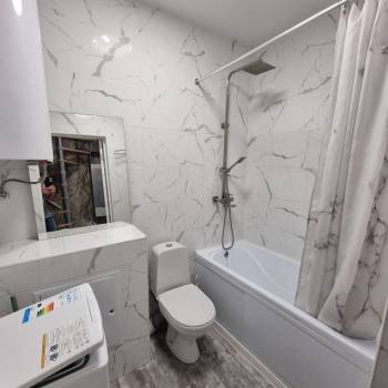 Продается 1-комнатная квартира, 47 м²