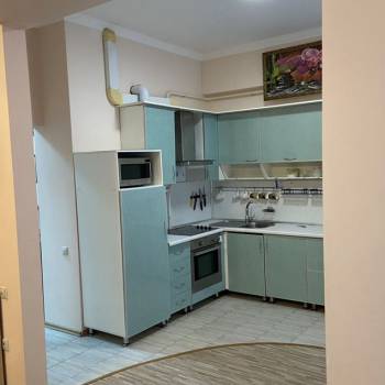 Сдается 1-комнатная квартира, 46 м²