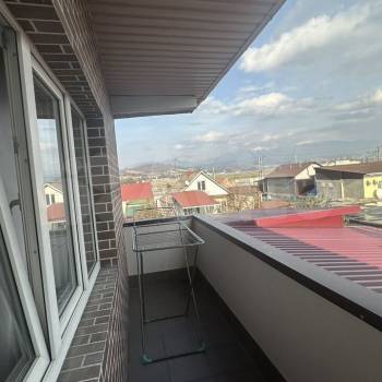 Сдается 1-комнатная квартира, 52 м²