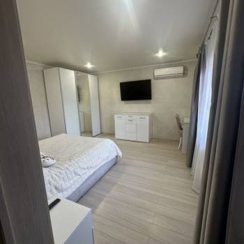 Сдается 1-комнатная квартира, 52 м²