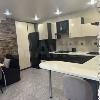 Сдается 1-комнатная квартира, 52 м²