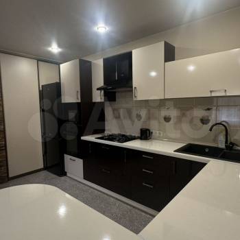 Сдается 1-комнатная квартира, 52 м²