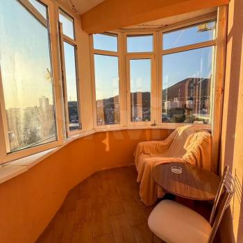 Сдается 1-комнатная квартира, 70 м²