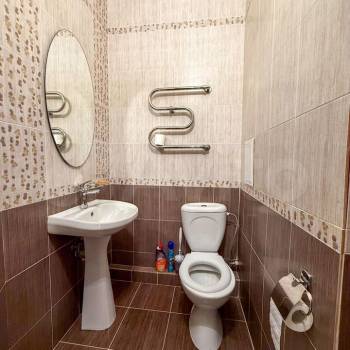 Сдается 1-комнатная квартира, 70 м²