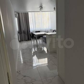 Продается Многокомнатная квартира, 98 м²