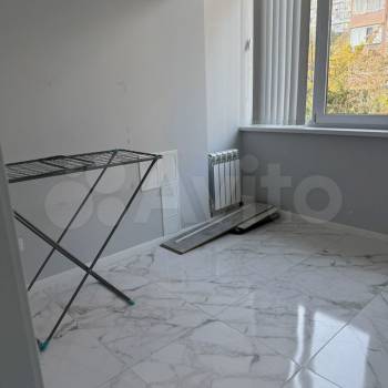 Продается Многокомнатная квартира, 98 м²
