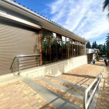 Сдается Нежилое помещение, 165 м²