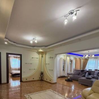 Сдается Многокомнатная квартира, 156 м²