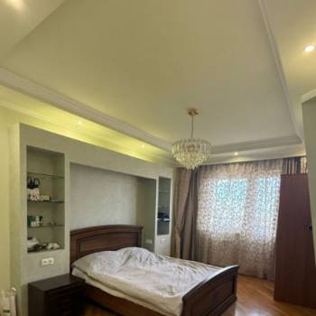 Сдается Многокомнатная квартира, 156 м²