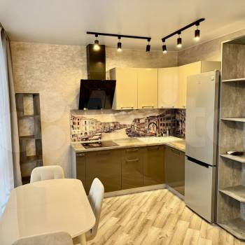 Сдается 1-комнатная квартира, 38 м²