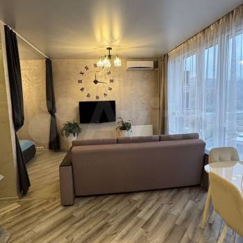 Сдается 1-комнатная квартира, 38 м²