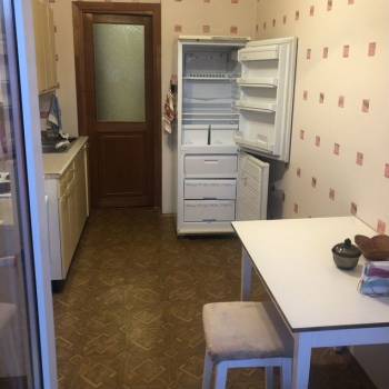 Продается 1-комнатная квартира, 48 м²