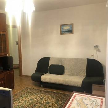 Продается 1-комнатная квартира, 48 м²