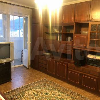 Продается 1-комнатная квартира, 48 м²