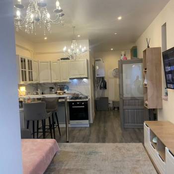 Сдается Многокомнатная квартира, 60 м²