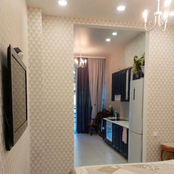 Продается 1-комнатная квартира, 62 м²